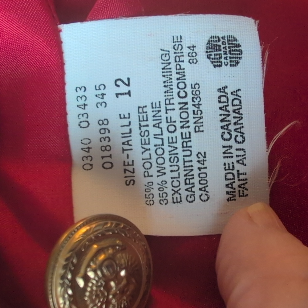 Vintage Red Plaid Tweed Jacket Gold Crest Buttons Peter Pan Collar Blazer - Picture 14 of 17
